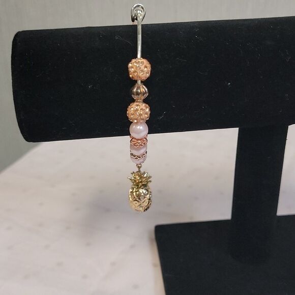 Handmade Silver Wired Beaded Bracelet with Pineapple Charm - Picture 4 of 7